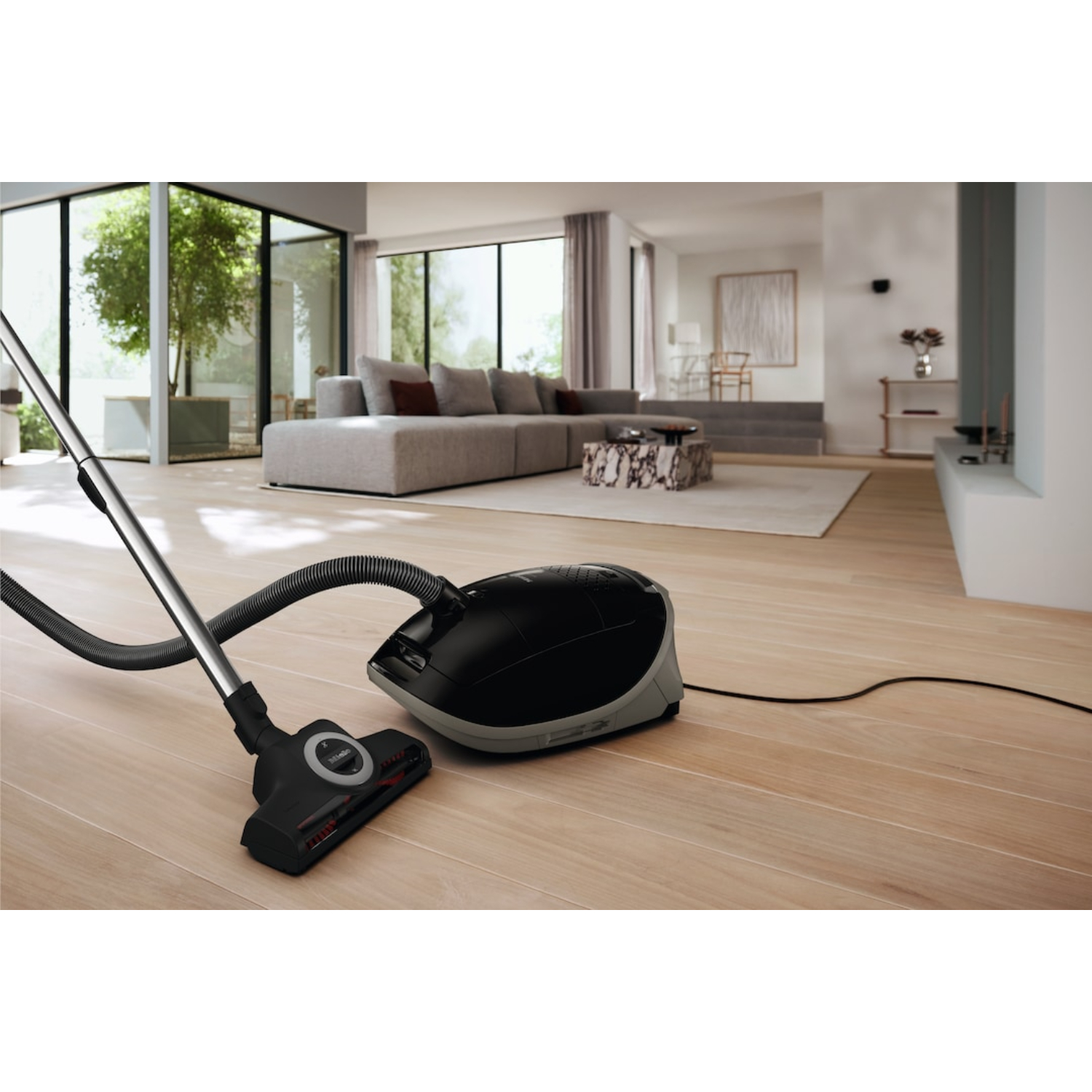 Пылесос Miele Guard M1 Cat & Dog OBSW Obsidian Black, черный обсидиан в TehnoAdept