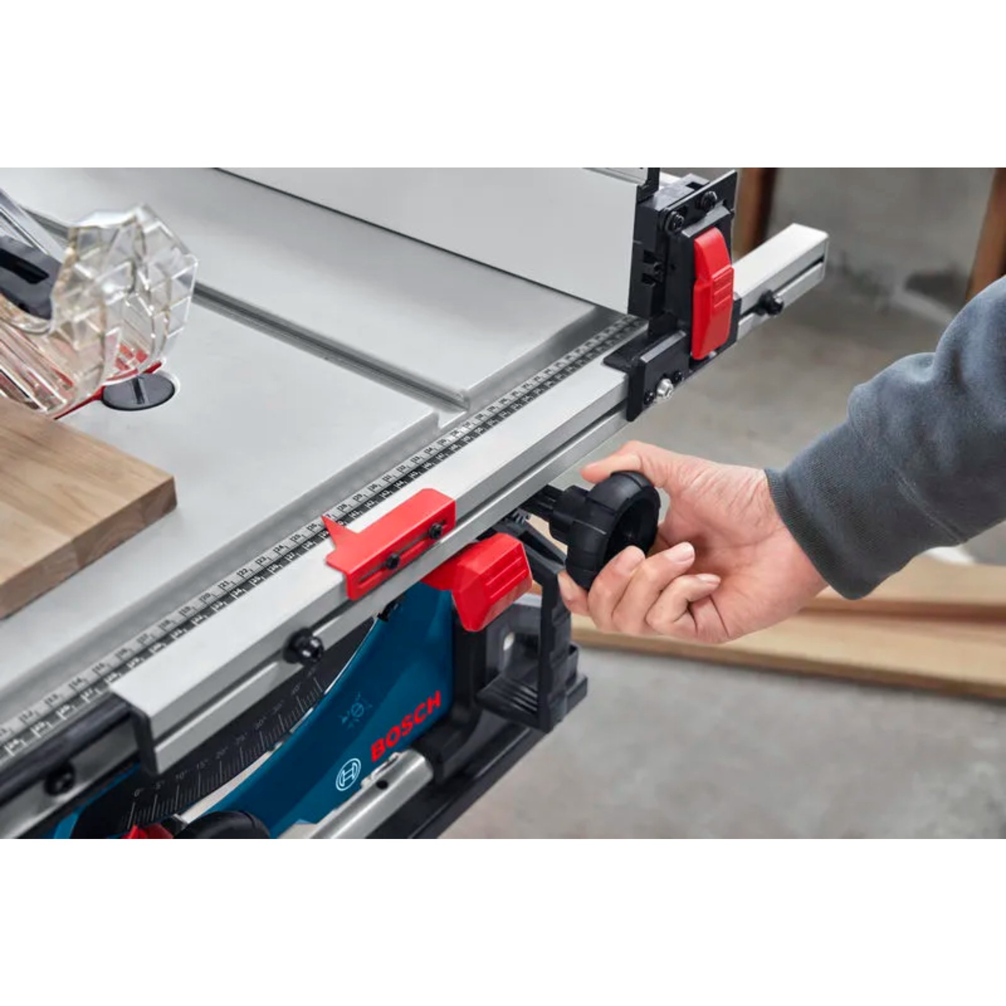 Пила дисковая настольная Bosch GTS 70-216 (0601B30600) в TehnoAdept