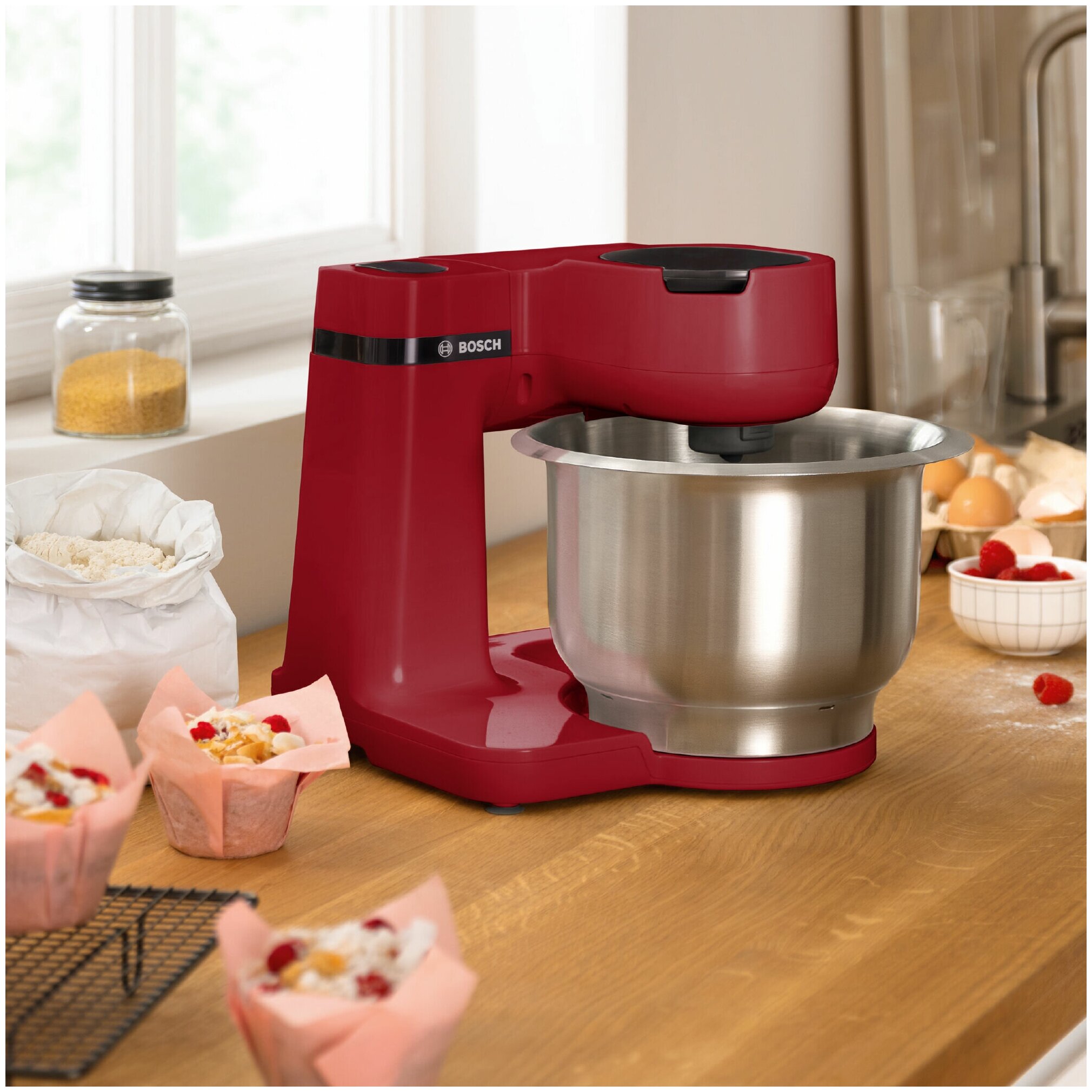 Комбайн кухонный Bosch MUMS2ER01 красный в TehnoAdept