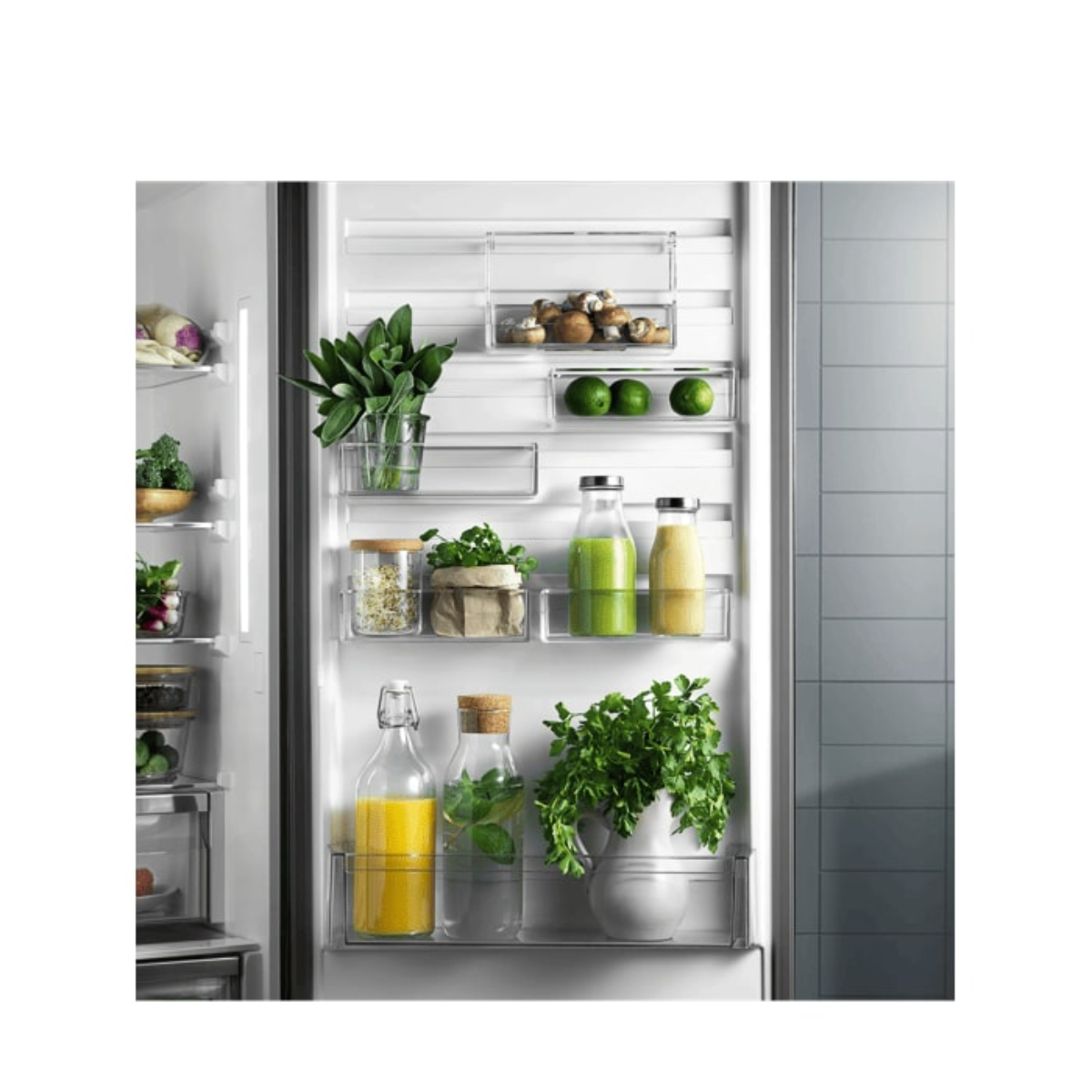 Холодильник встраиваемый Electrolux E6MNCE19S в TehnoAdept