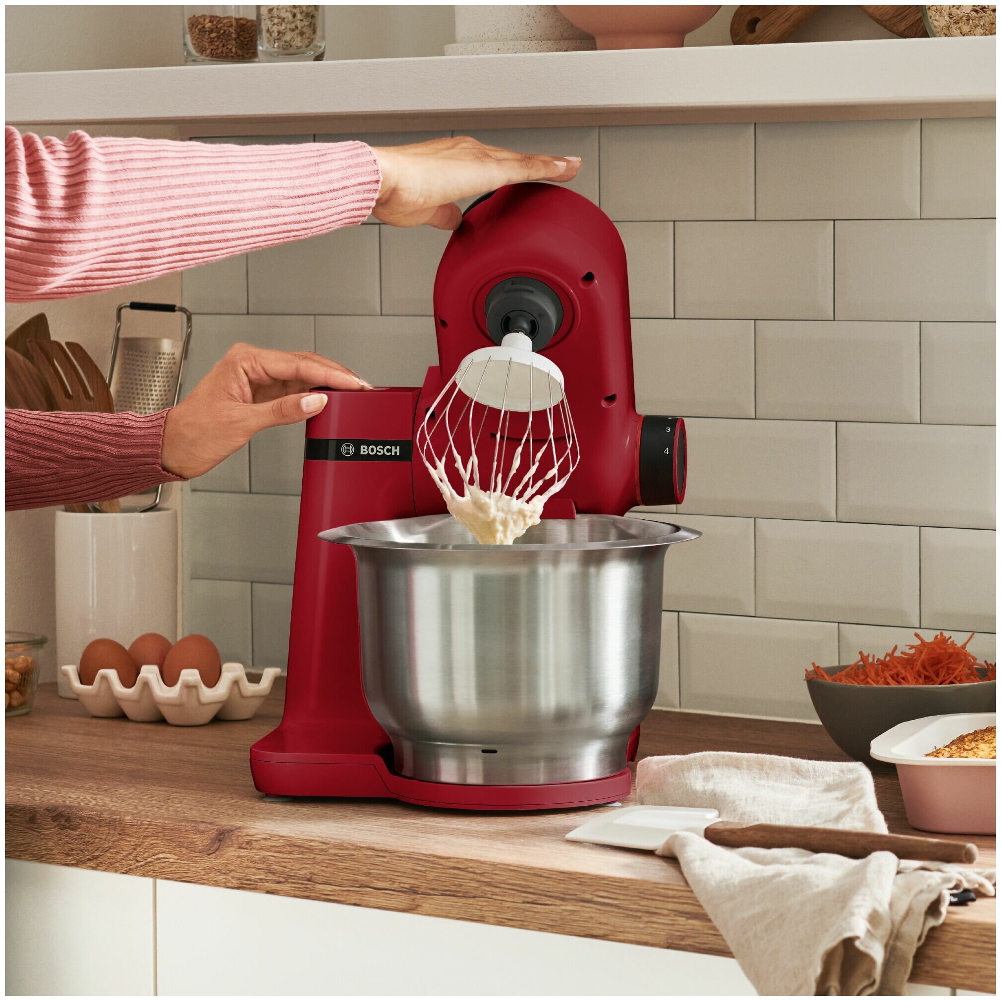Комбайн кухонный Bosch MUMS2ER01 красный в TehnoAdept