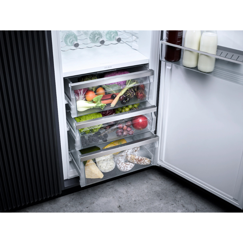 Холодильник встраиваемый Miele K 7747 C 125 Gala Edition, белый в TehnoAdept