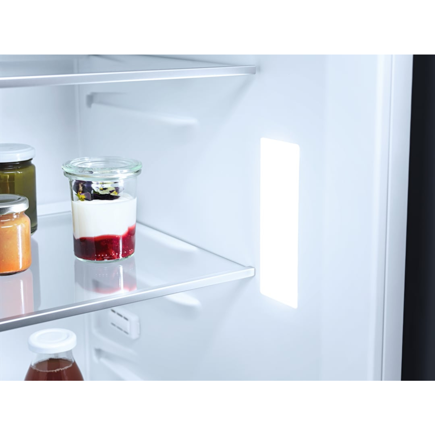 Холодильник встраиваемый Miele KDN 7724 E Active, белый в TehnoAdept