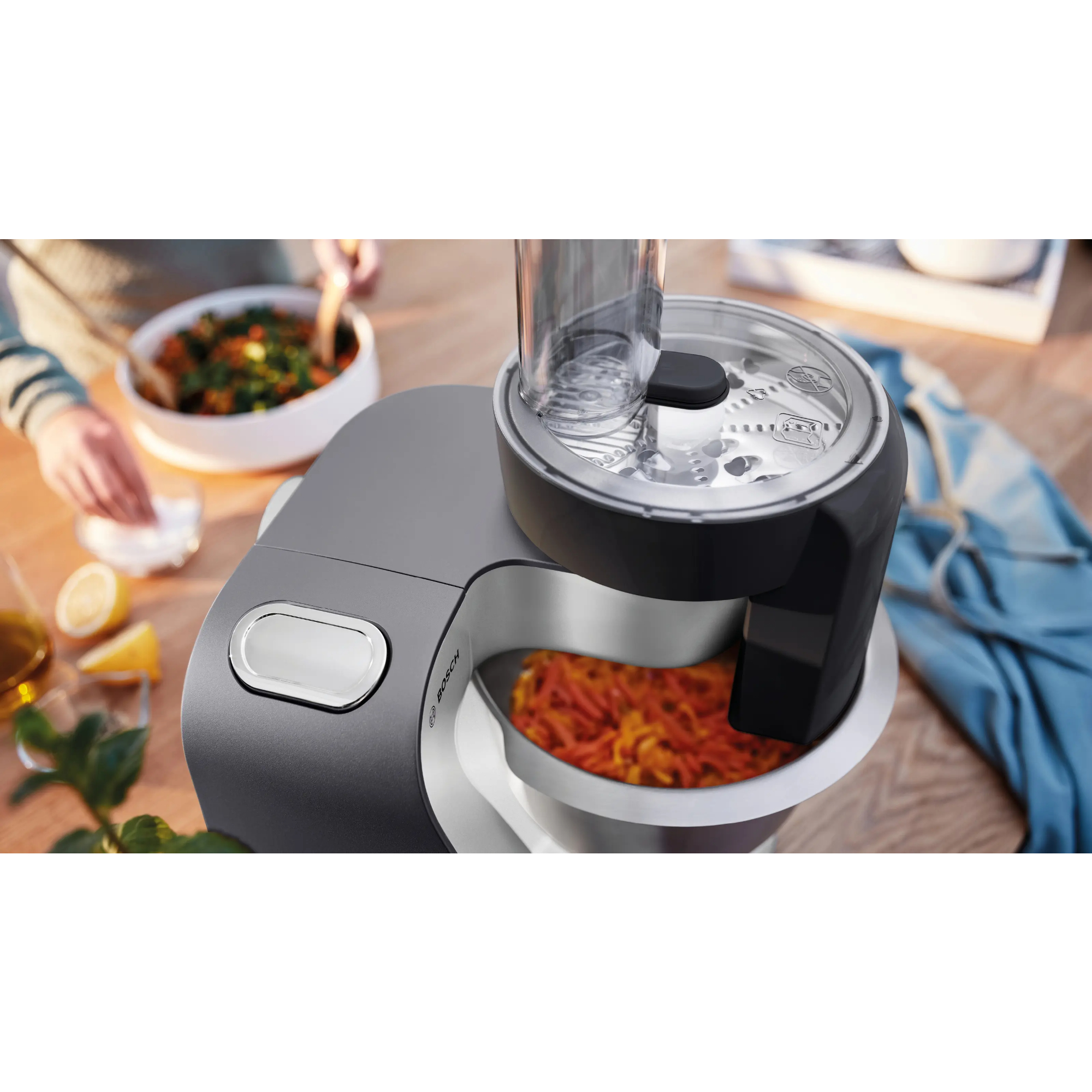 Кухонная машина Bosch MUM58359, серебристый в TehnoAdept