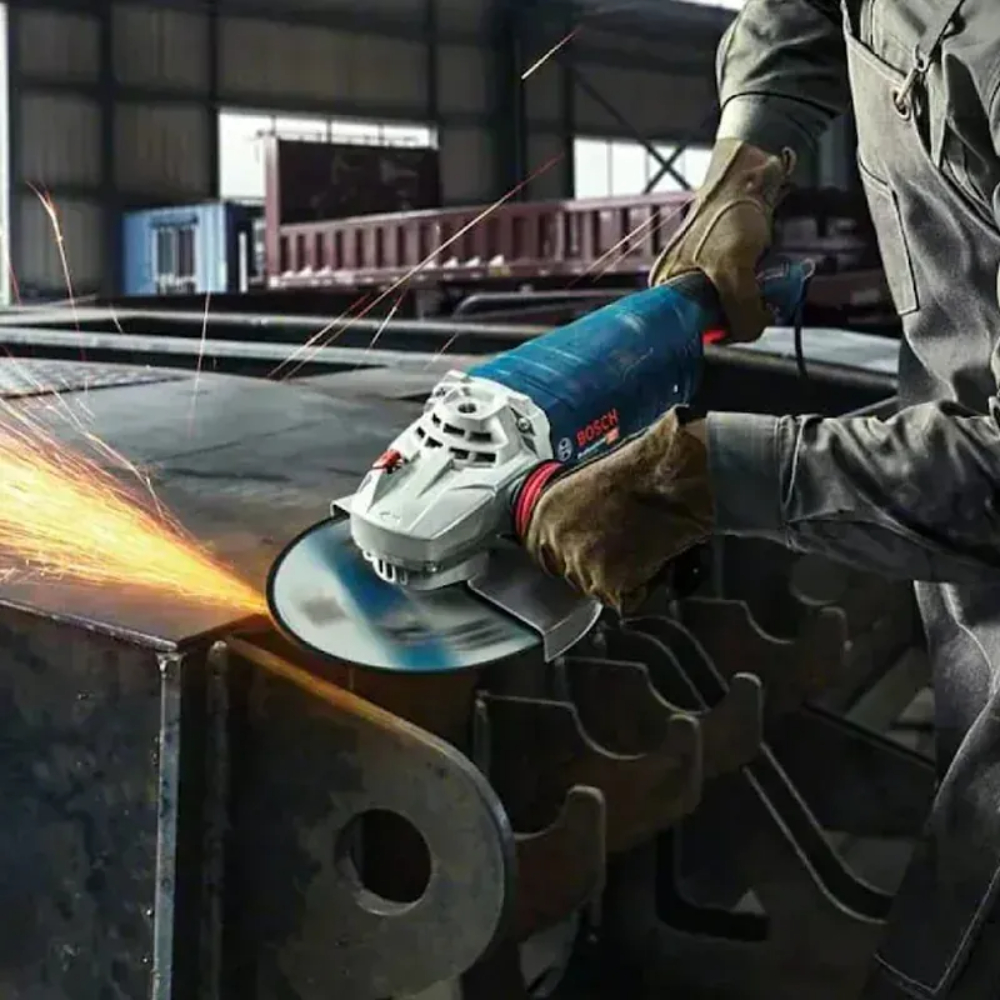 Угловая шлифмашина (болгарка) Bosch GWS 24-230 JZ Professional (06018C3300) в TehnoAdept