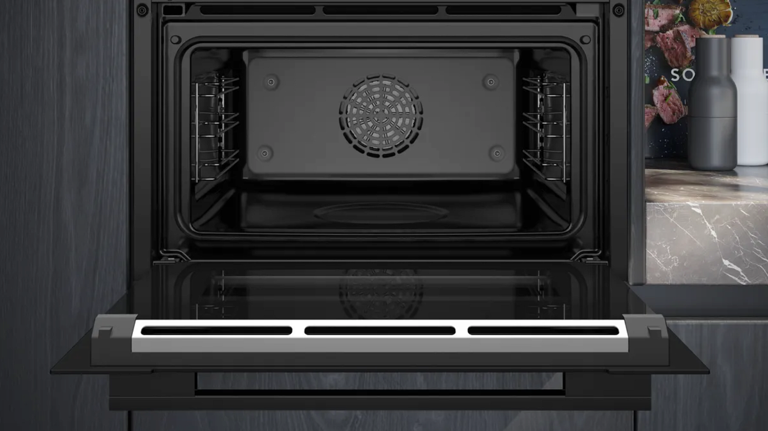 Духовой шкаф электрический Siemens CS736G1B1, черный